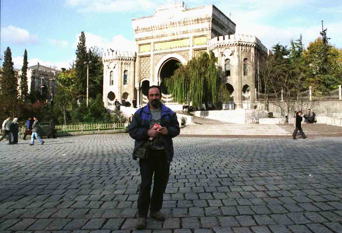 20 - Turquia - Istanbul, universidad, puerta de los moros